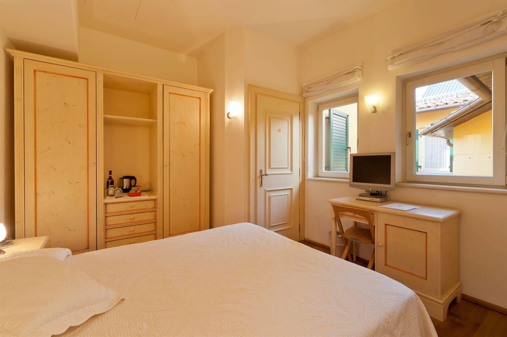 Bed and Breakfast Palazzo Trevi Charming House Bolonia Zewnętrze zdjęcie