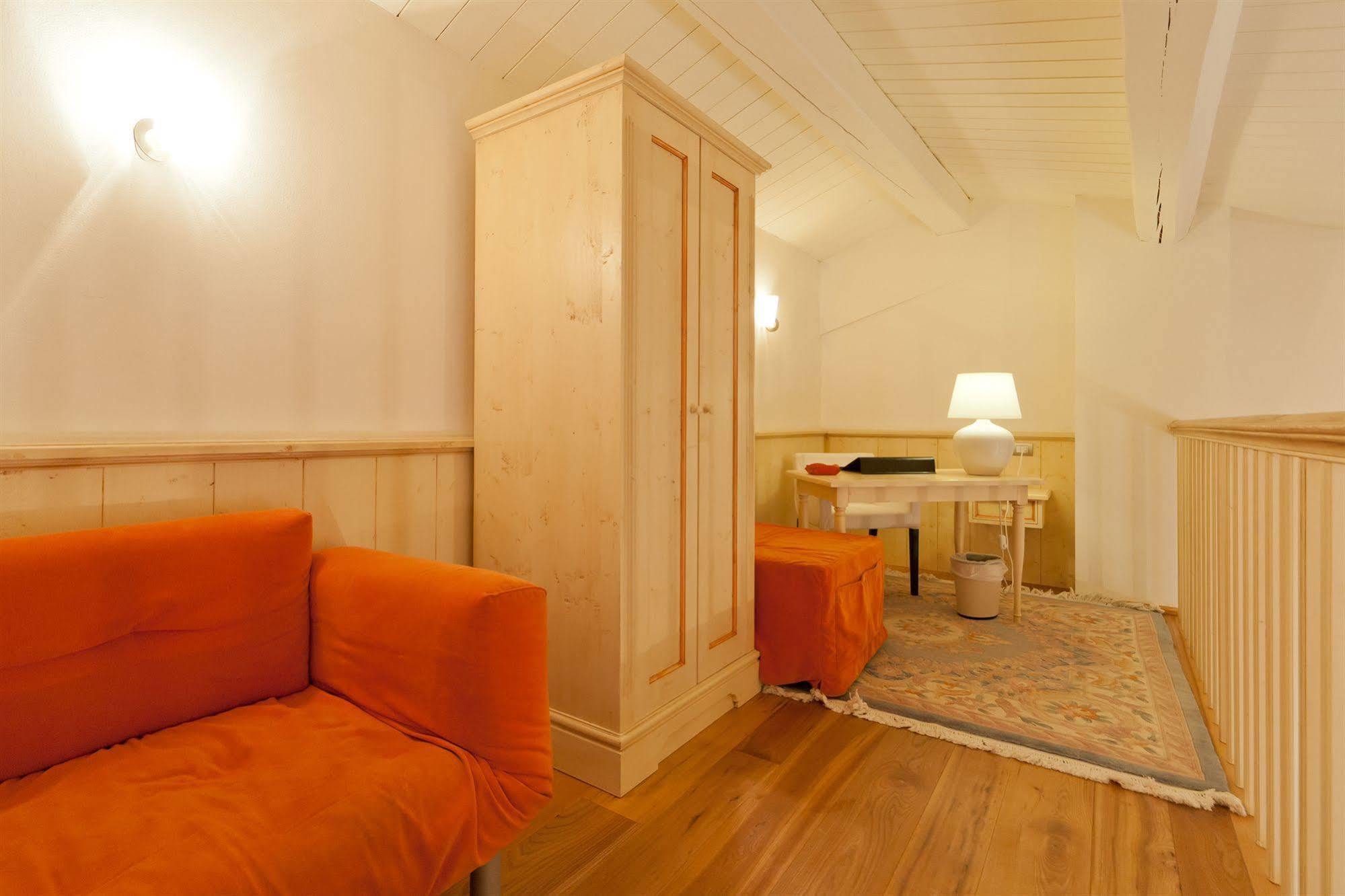 Bed and Breakfast Palazzo Trevi Charming House Bolonia Zewnętrze zdjęcie