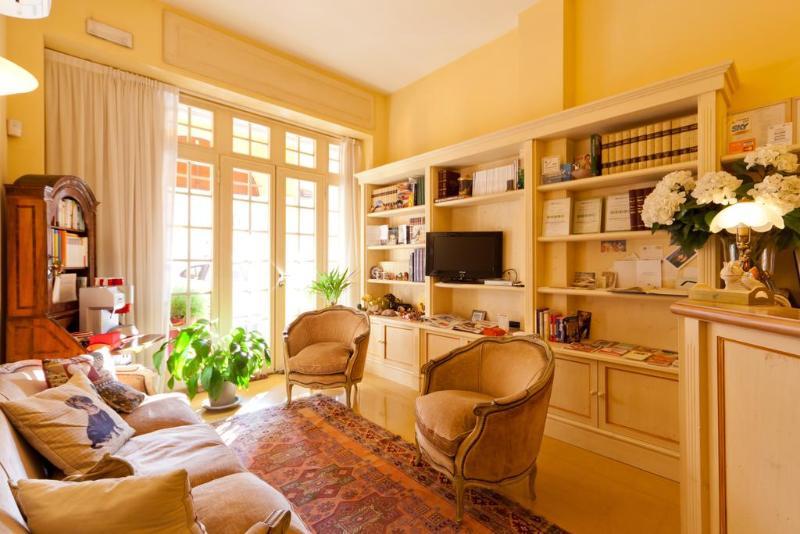 Bed and Breakfast Palazzo Trevi Charming House Bolonia Zewnętrze zdjęcie